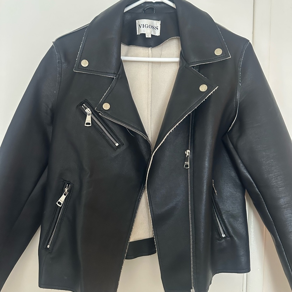 Vigoss Women's Black Leather Biker Jacket